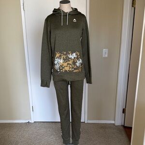 Burton Olive Green Camo Hoodie and Joggers Set Size Small